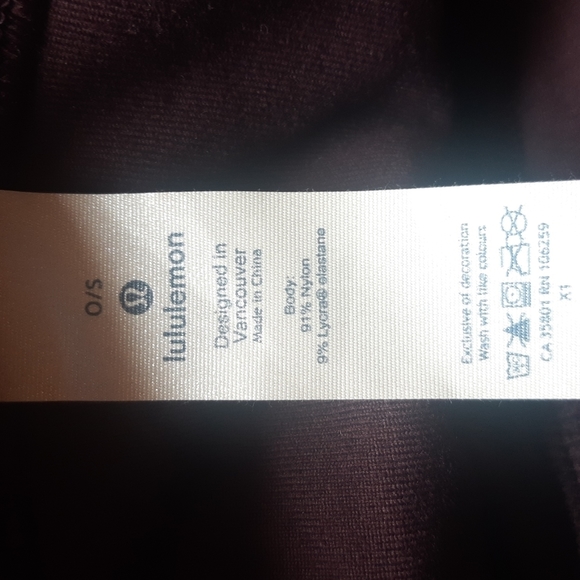 Lululemon Run It Out Toque - Picture 4 of 4